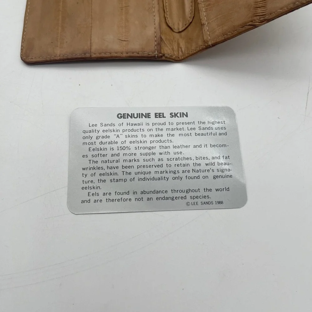 Lee Sands Hawaii Genuine Eel Skin Checkbook Cover Tan Vintage Exotic Leather